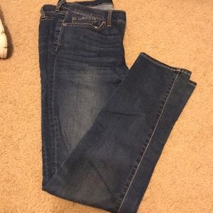 Women’s skinny jeans